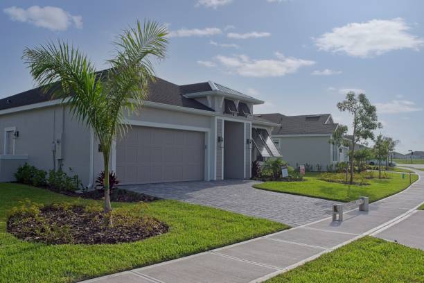 Best Local Driveway Pavers  in Bon Aqua Junction, TN